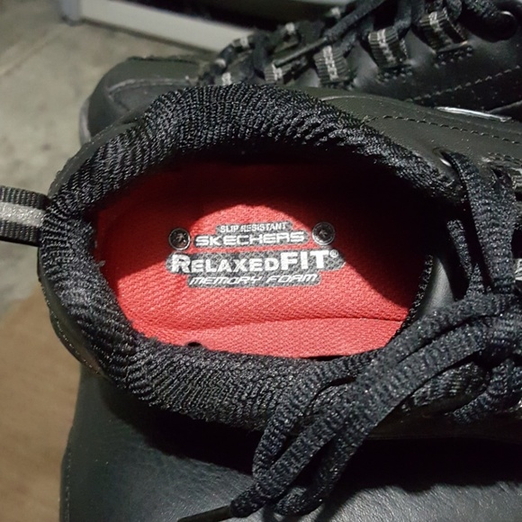 Sketchers leather slip resistant work shoe - Picture 5 of 7